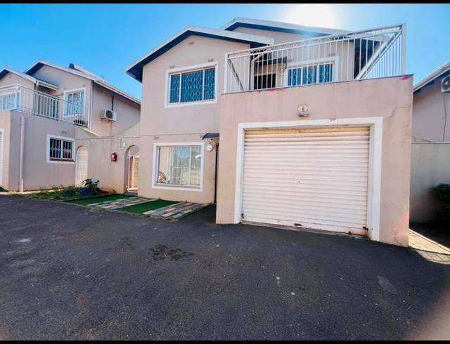 3 BEDROOM HOUSE FOR SALE IN WOODLANDS